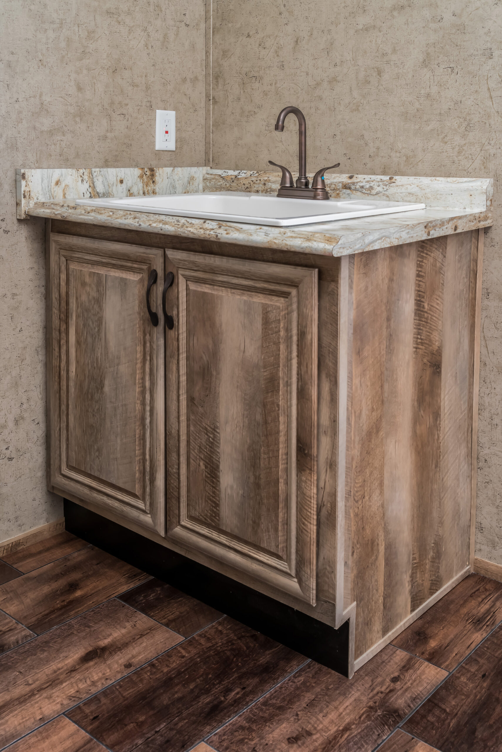 The_MD_Series_MD30-32_Utility-Sink_7667-1